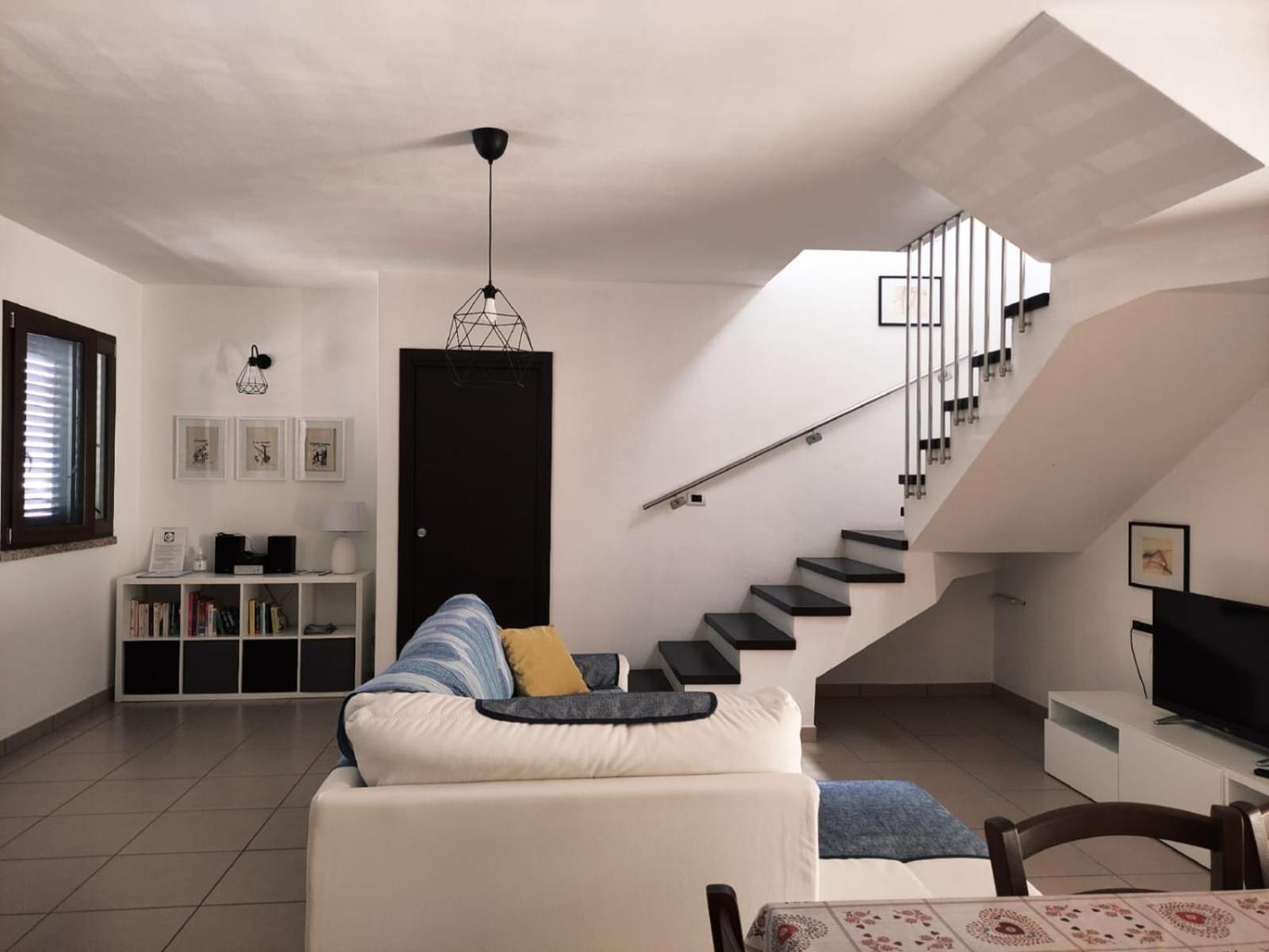 Апартаменты Casa Il Cortile Fiorito Тортоли Экстерьер фото